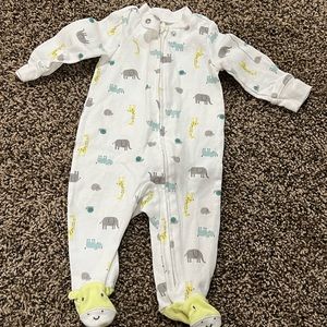 Gender neutral sleeper 3 months - EUC